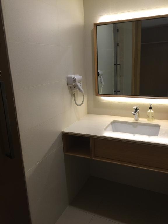 Ji Hotel Jinan Quancheng Square Room photo