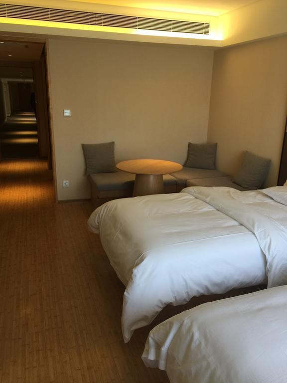 Ji Hotel Jinan Quancheng Square Room photo